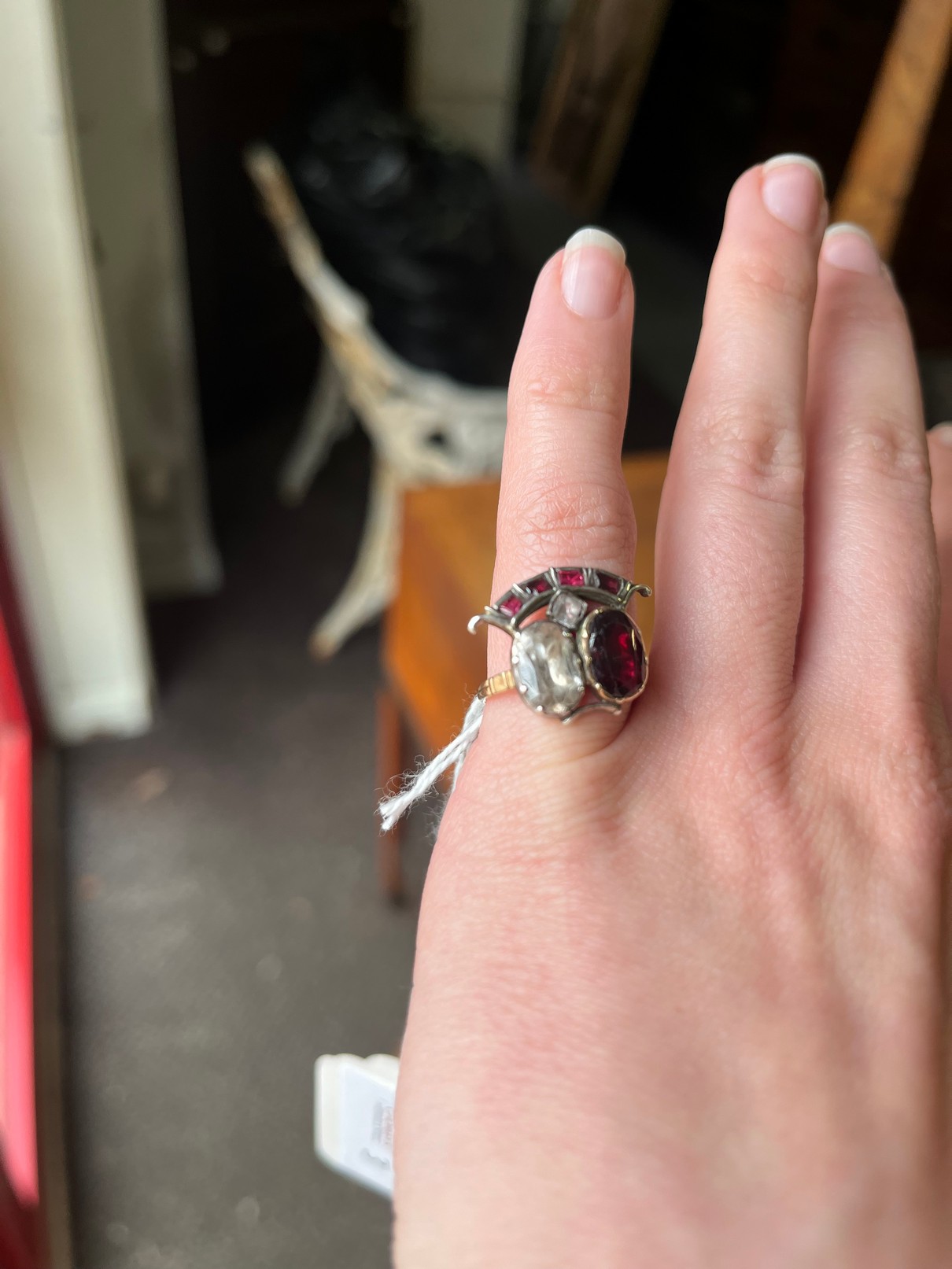 A Georgian garnet and paste set ring, size G, - Image 4 of 5