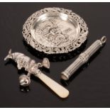 A small silver novelty rattle modelled as Mr Punch, Crisford & Norris, Birmingham 1961,