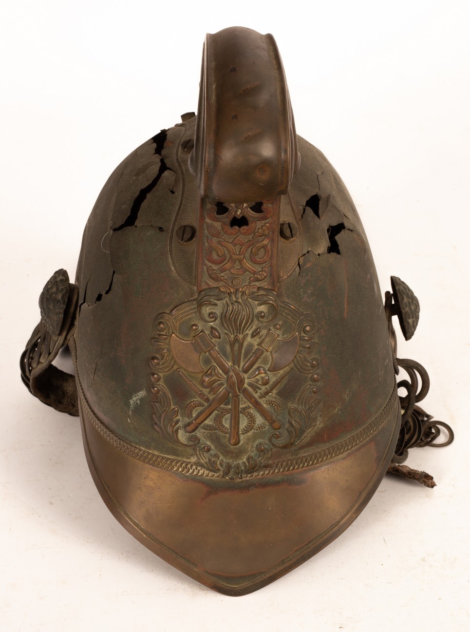 A fireman's helmet by Merryweather & Sons CONDITION REPORT: Condition information is - Bild 2 aus 4