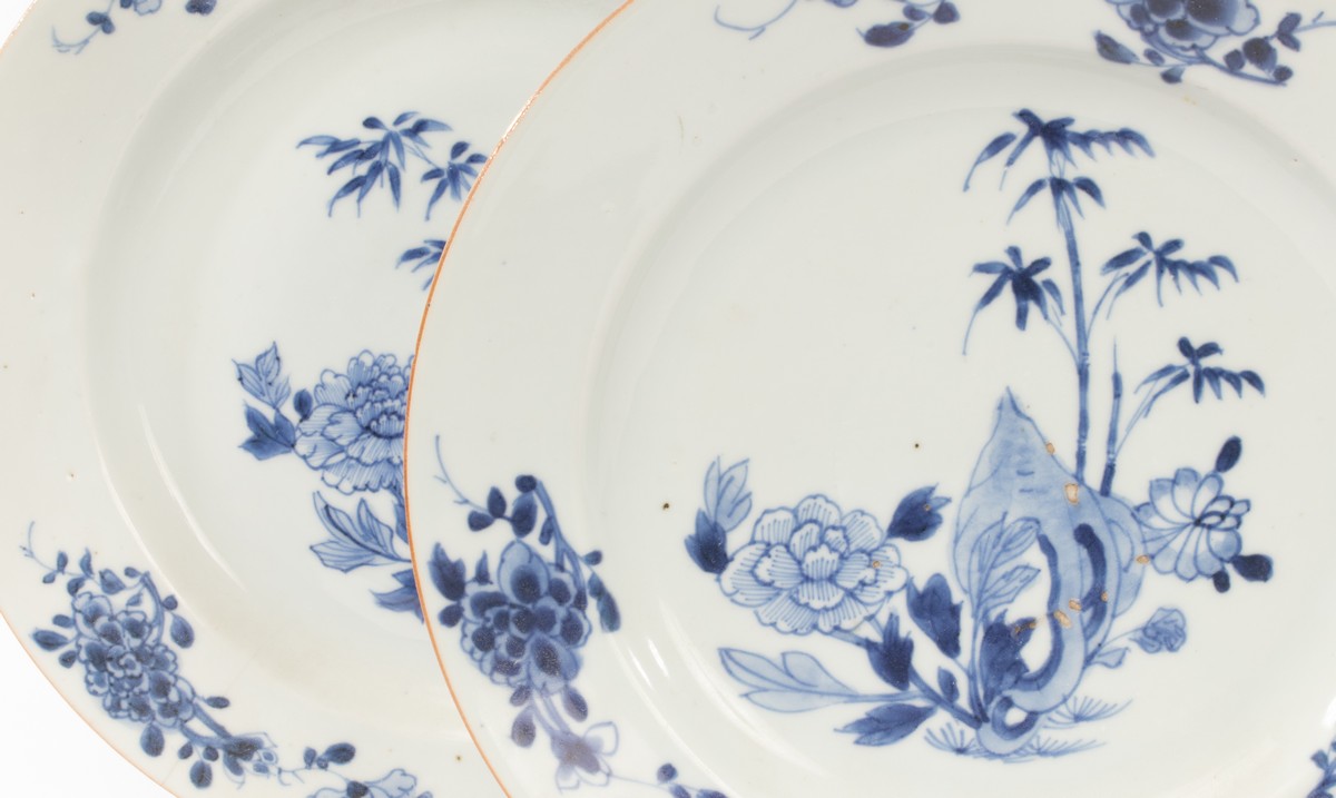 Two pairs Chinese porcelain plates, 18th Century, - Image 3 of 3