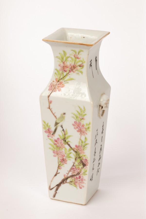 A Chinese Qianjiangcai square vase, late Qing, two sides decorated with flowers and a bird,