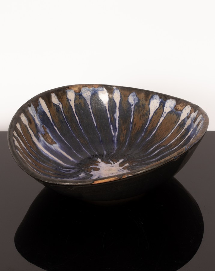 Barbara Lock, a studio pottery oval stoneware bowl of organic form, - Image 2 of 6