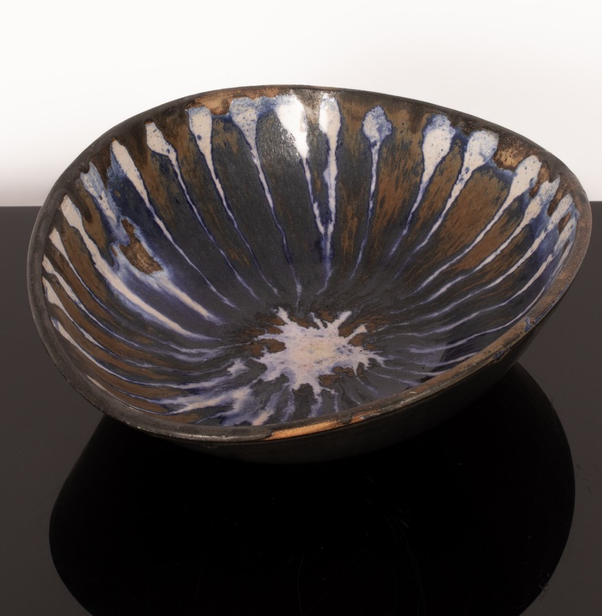 Barbara Lock, a studio pottery oval stoneware bowl of organic form, - Image 3 of 6