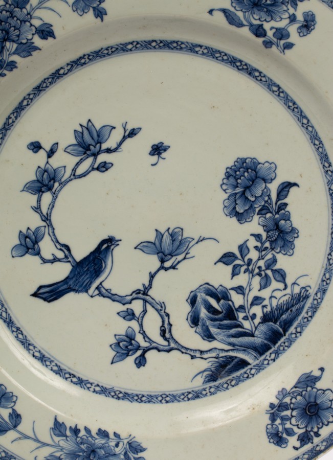 A large pair of blue and white circular dishes, Qing dynasty, Qianlong period, - Image 2 of 4