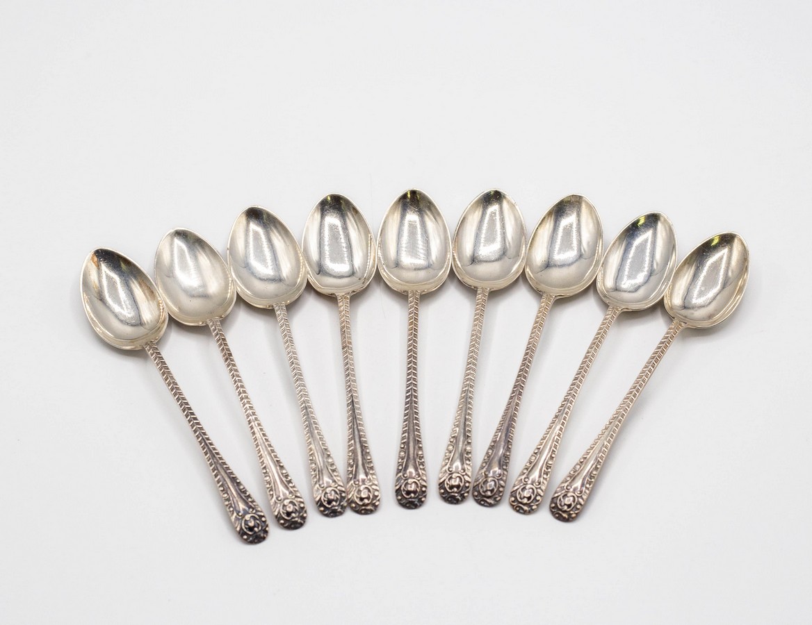 Nine silver spoons, Sheffield 1907,
