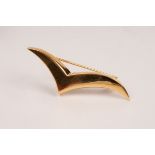 An 18K gold seagull brooch, Tiffany & Co., stamped 18K Tiffany & Co. 750, 4.