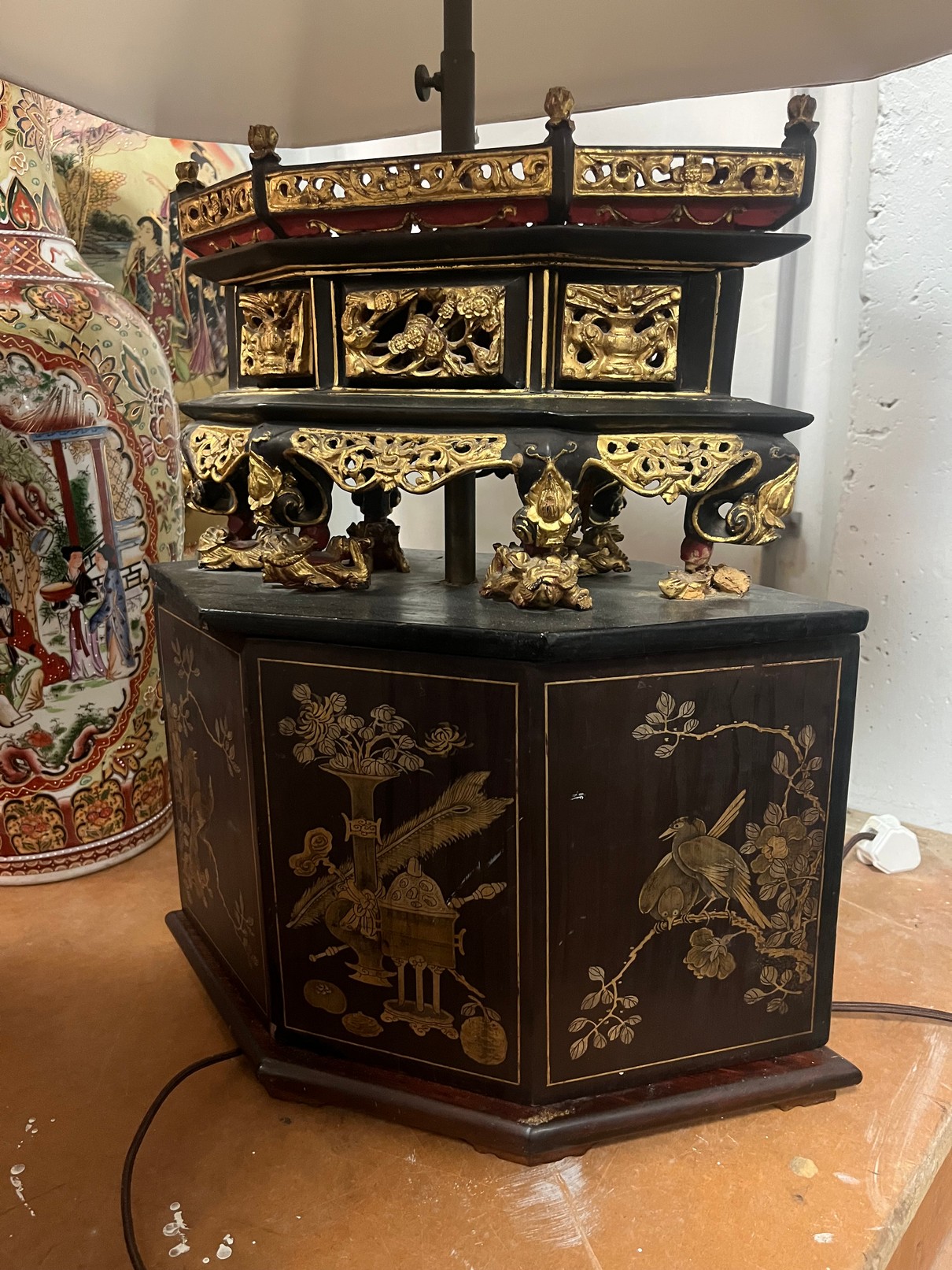 Two Chinese carved and lacquered lamp bases with cream shaped shades, - Image 6 of 13