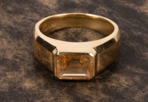 An 18ct gold yellow topaz ring