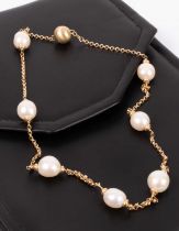 An 18ct yellow gold and pearl chain necklace