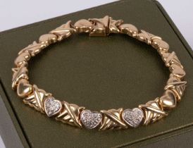 A 14K gold bracelet