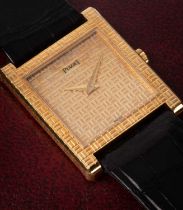 A lady's 18k gold cased Piaget wristwatch