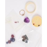 Assorted loose gemstones,