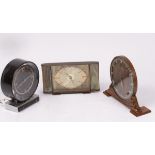 A Smith's Art Deco mantel clock in a walnut case with white painted chapter ring, 23cm high,