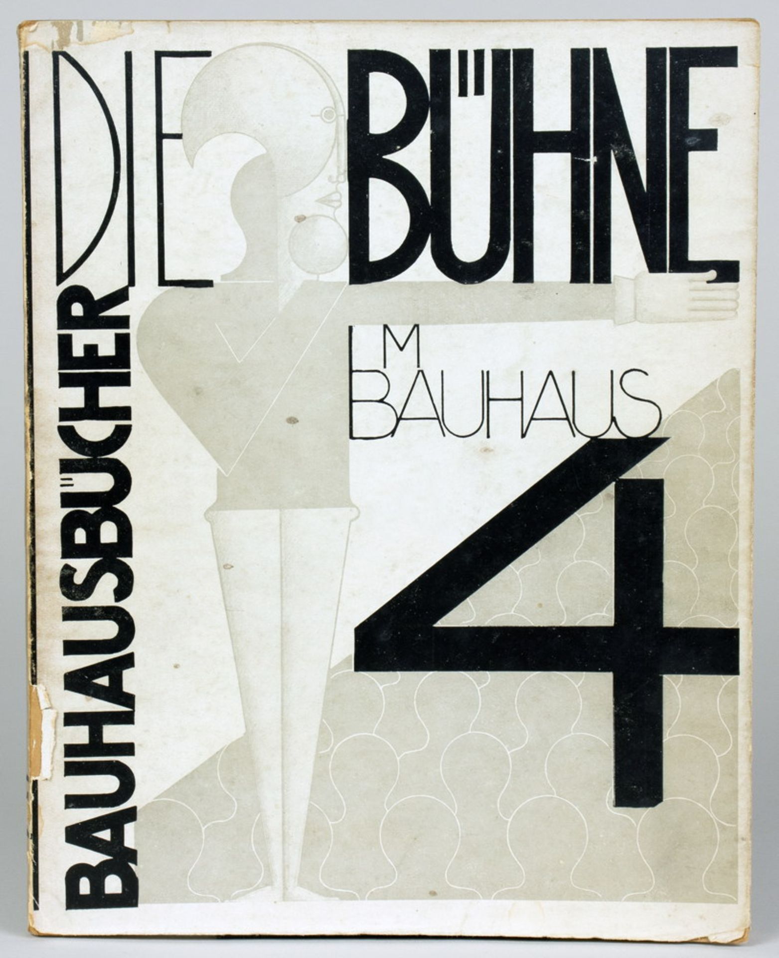 Bauhaus - Die Bühne im Bauhaus.