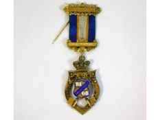 A 1937 silver gilt masonic badge, 5.25in drop, 38.