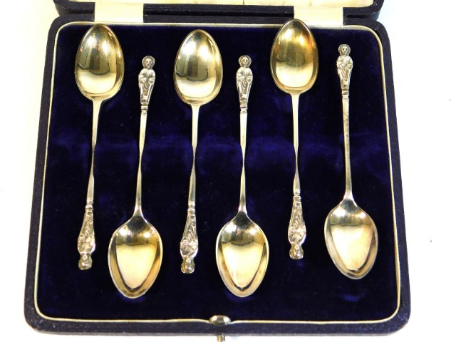 A cased set of six 1916 Sheffield silver apostle s