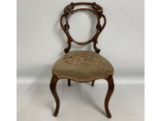 A fine quality Victorian walnut dining chair, 34in