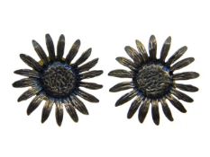 A pair of Birmingham silver daisy earrings, 25mm d