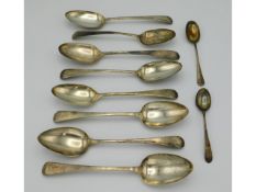 A quantity of Georgian tablespoons including a 1783 Hester Bateman London silver tablespoon, other m