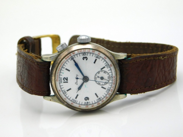 A vintage gent's Breitling chronograph wristwatch with leather strap, case 27mm diameter, currently