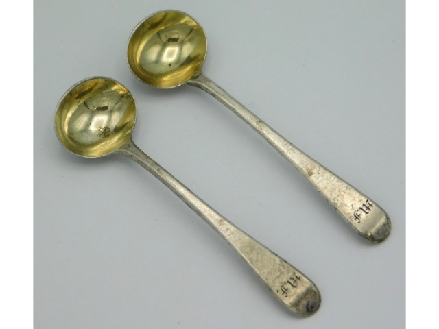 A pair of George III, 1827 London silver master salts by William Chawner II, 26.2g