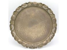 A 1900 Victorian, Birmingham silver tray by William J. Holmes, 10.5in diameter, 470g