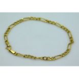 A 9ct gold bracelet, approx. 7.25in long, 1.2g