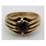 A 9ct gold garnet ring, size K/L, 5.5g