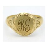 A 9ct gold signet ring, Z+1, 6.6g
