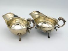 A pair of 1928-29 Chester silver sauce boats by S.