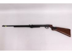 A BSA .177 underlever tap-loading air rifle, 43.37