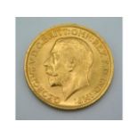 A George V full gold 1911 sovereign, 8g