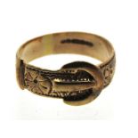 A 9ct gold buckle ring, 2.9g, size O/P