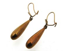 A pair of 9ct gold 36mm drop earrings, 1.3g