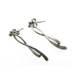 A pair of 9ct white gold 30mm drop earrings, each