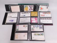 Five first day cover albums dating from 1967-2002, approx 367 covers, UK & New Zealand football