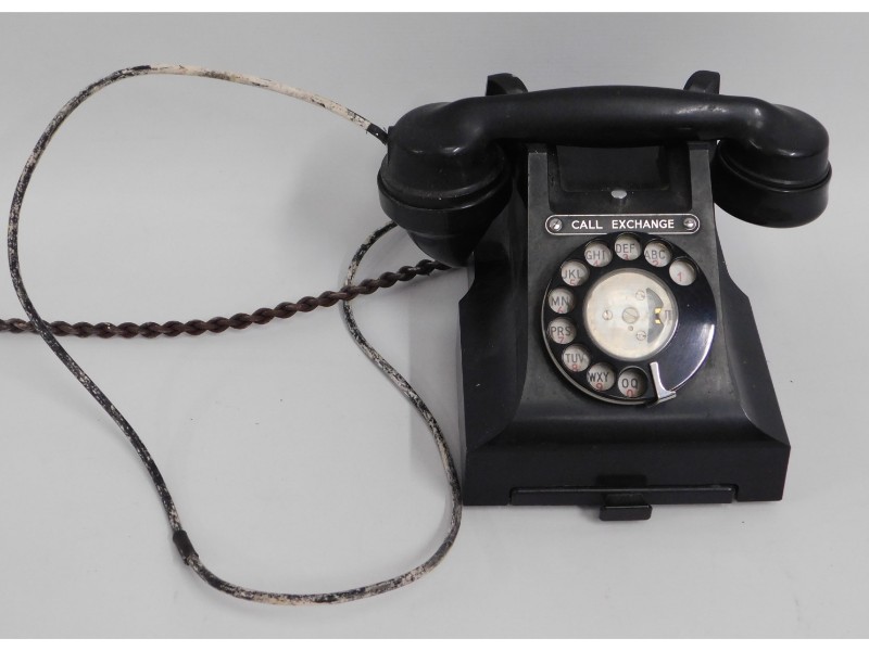 A GPO 164 bakelite telephone 312 554/A