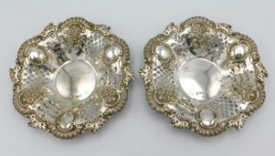 A pair of late Victorian 1901 Sheffield silver fre
