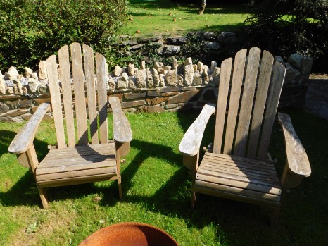 Mariner's Cottage: A pair of Adirondack style gard