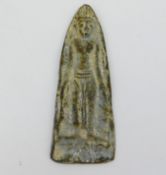 An 18/19thC. Tibetan amulet, 77mm tall 23.8g