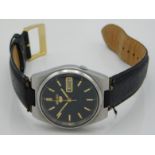 A gents Seiko 5 wristwatch 7009-3130, running