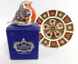 A boxed Royal Crown Derby robin 2.75in tall, twinn