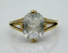 A 9ct gold ring set with quartz, 3.6g, size N/O