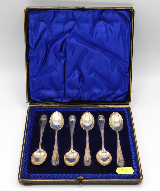 A cased set of late Victorian 1900 Sheffield silve