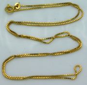 A 9ct gold box chain, 3.3g, 22.5in long