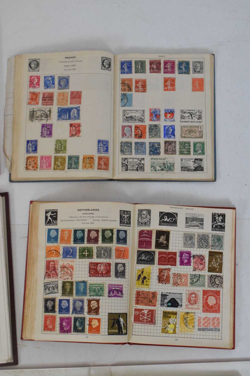 Quantity of World stamps in albums - Image 13 of 16