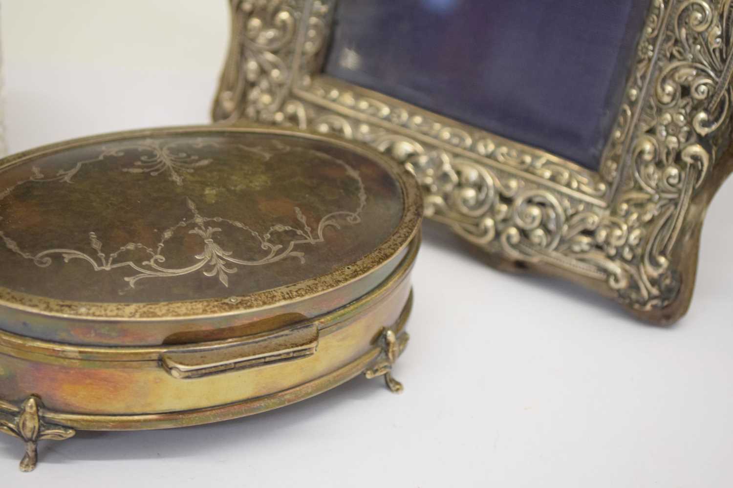 George V silver and tortoiseshell trinket box, - Image 4 of 9