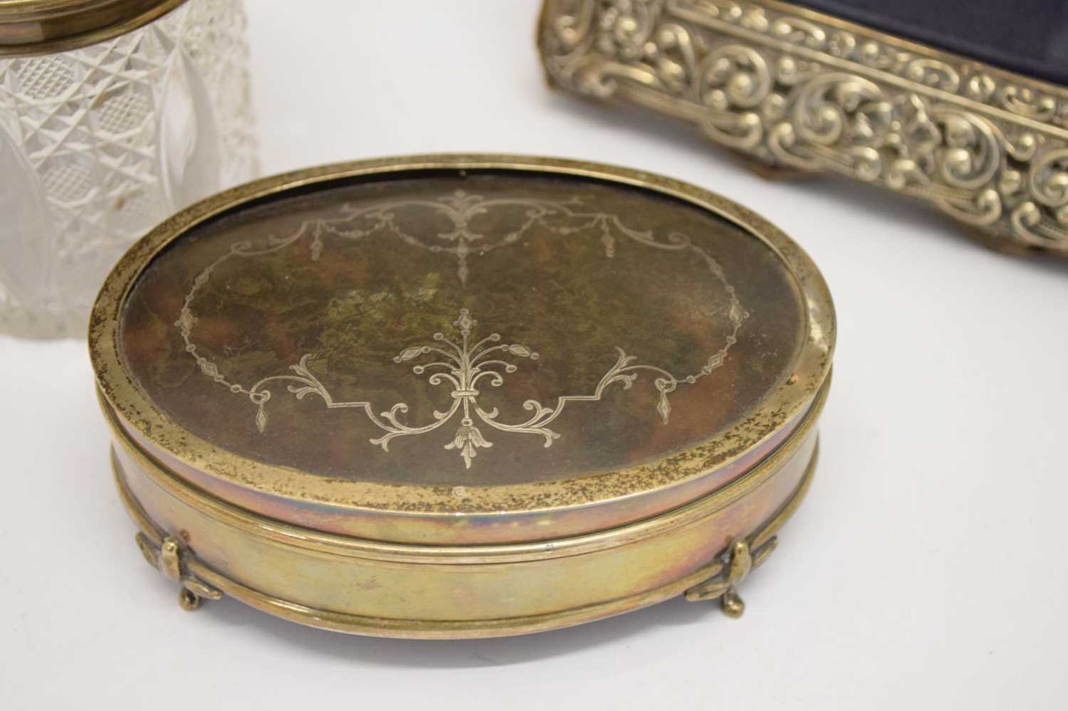 George V silver and tortoiseshell trinket box, - Image 2 of 9
