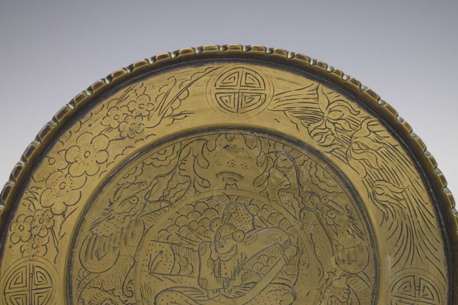 Chinese brass dish and vase - Image 9 of 11