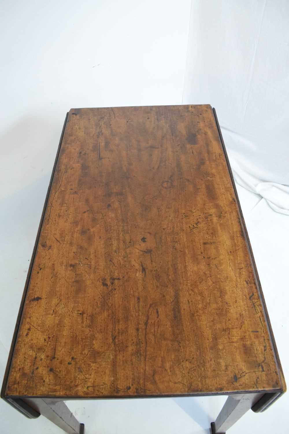 Mahogany drop leaf occasional/dining table - Image 4 of 5